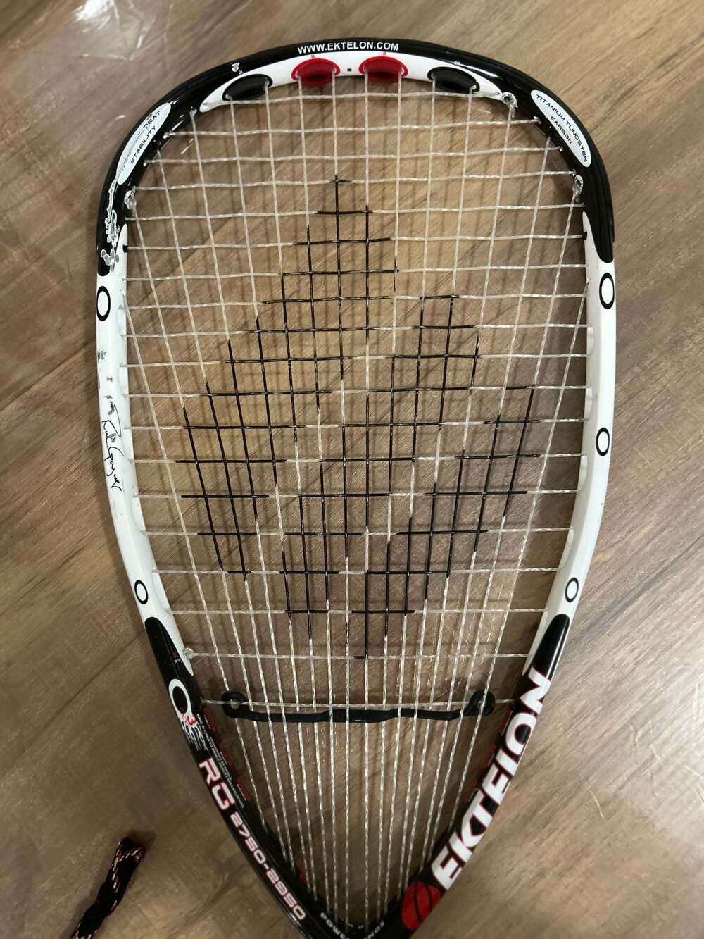 Ektelon O3 RG 2750-2950 Racquetball Racquet - Picture 4 of 6